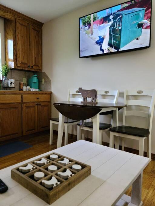 Milk Hand House.. Peaceful 1 Bedroom Cabin Hammond Buitenkant foto